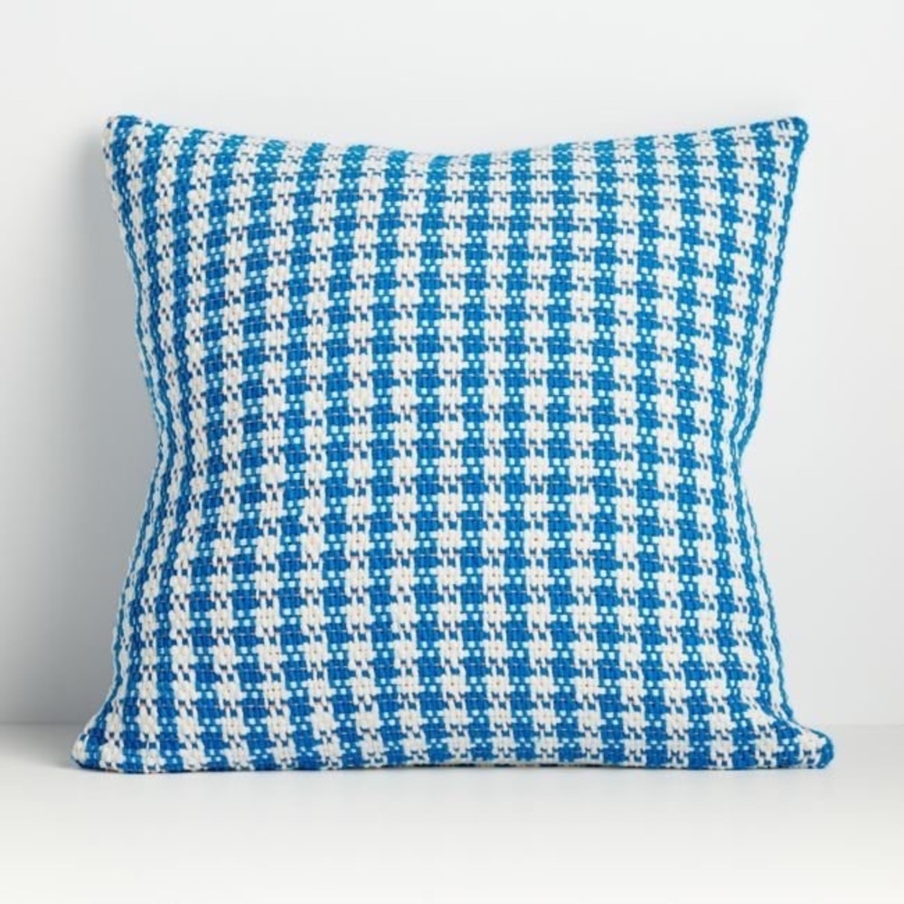 CRATE AND BARREL Bosquet 23" Blue Pillow Cover